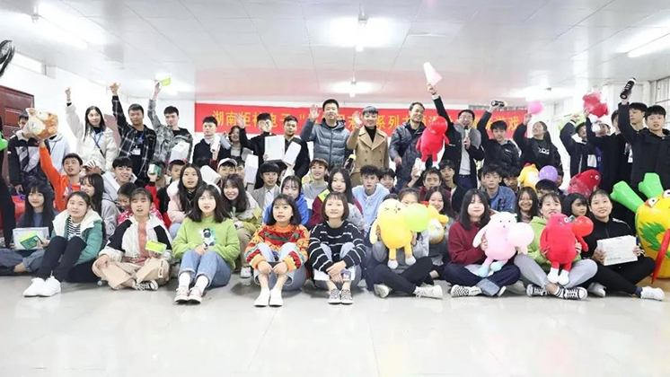 漲！漲！漲！炬神電子漲工資啦……