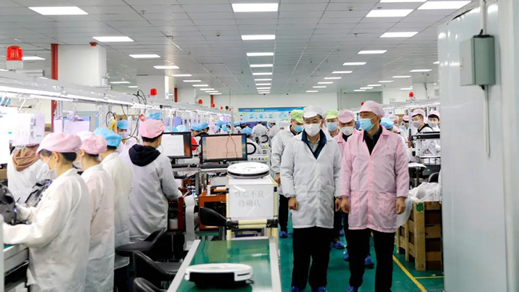 市委常委、市委統(tǒng)戰(zhàn)部部長(zhǎng)王和平:企業(yè)反映的問題我們都要解決，越快越好！”