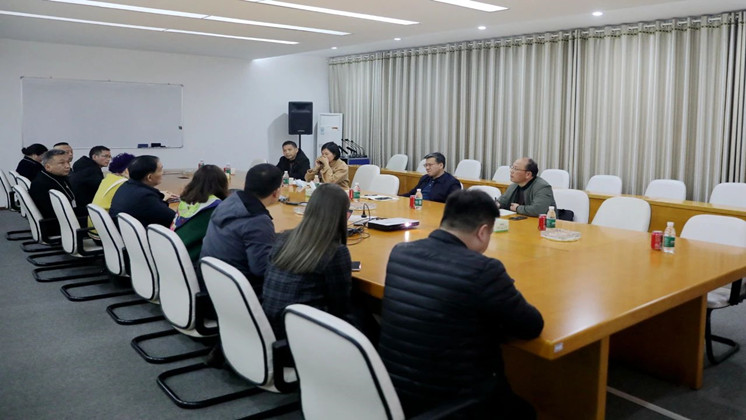 郴州高新區(qū)黨工委副書(shū)記、管委會(huì)主任李黎明蒞臨炬神電子調(diào)研