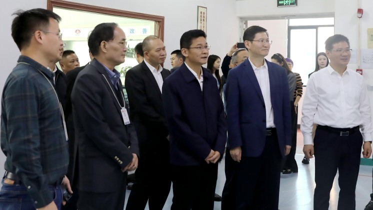湖南省人民政府副省長、黨組成員曹志強 蒞臨炬神電子調(diào)研